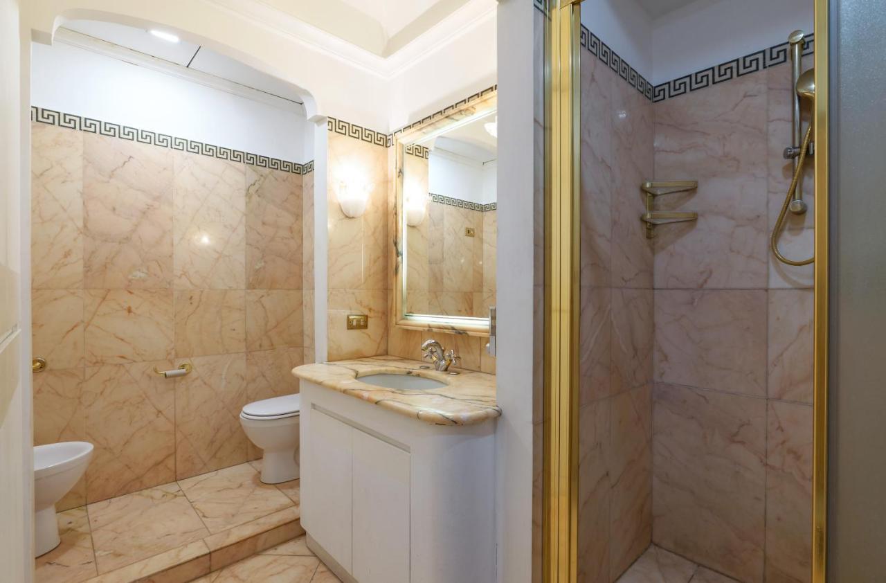 Luxury Galleria Apt - Milan Duomo Exterior photo